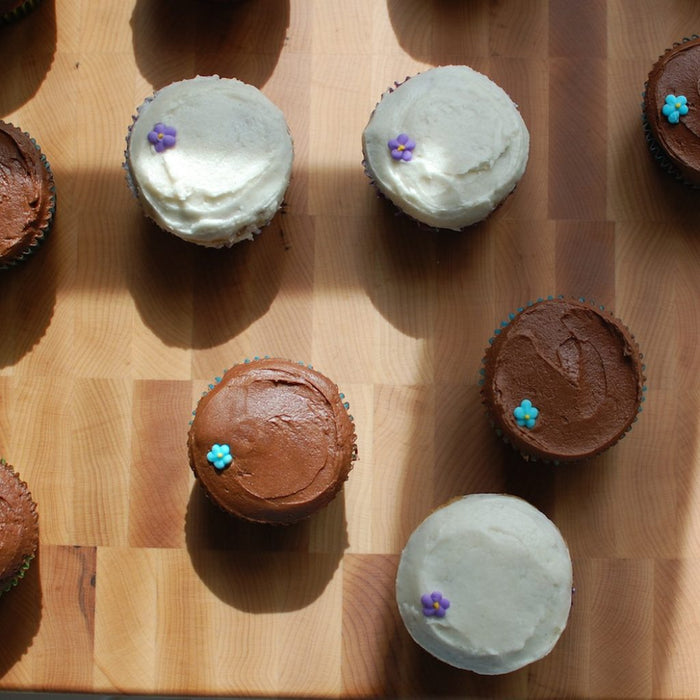 McClure Cutting Board Giveaway: Sweet Debbie's Organic Cupcakes