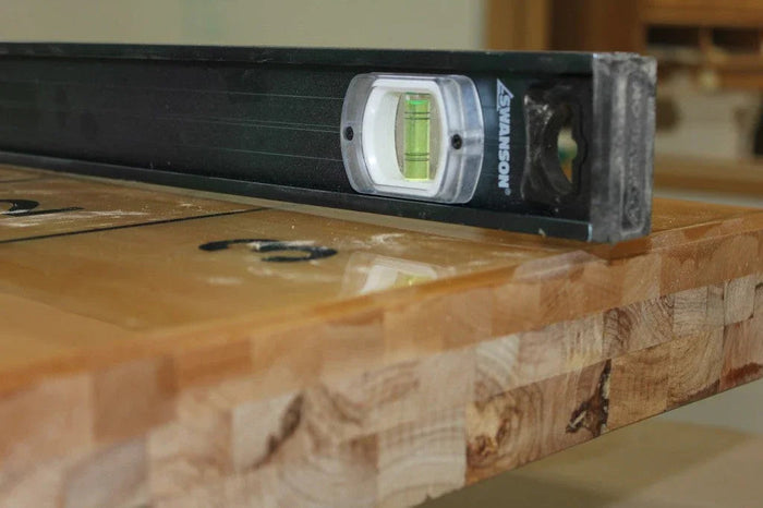 What Is a 3 Ply Laminated Strain-Isolating Shuffleboard Construction?