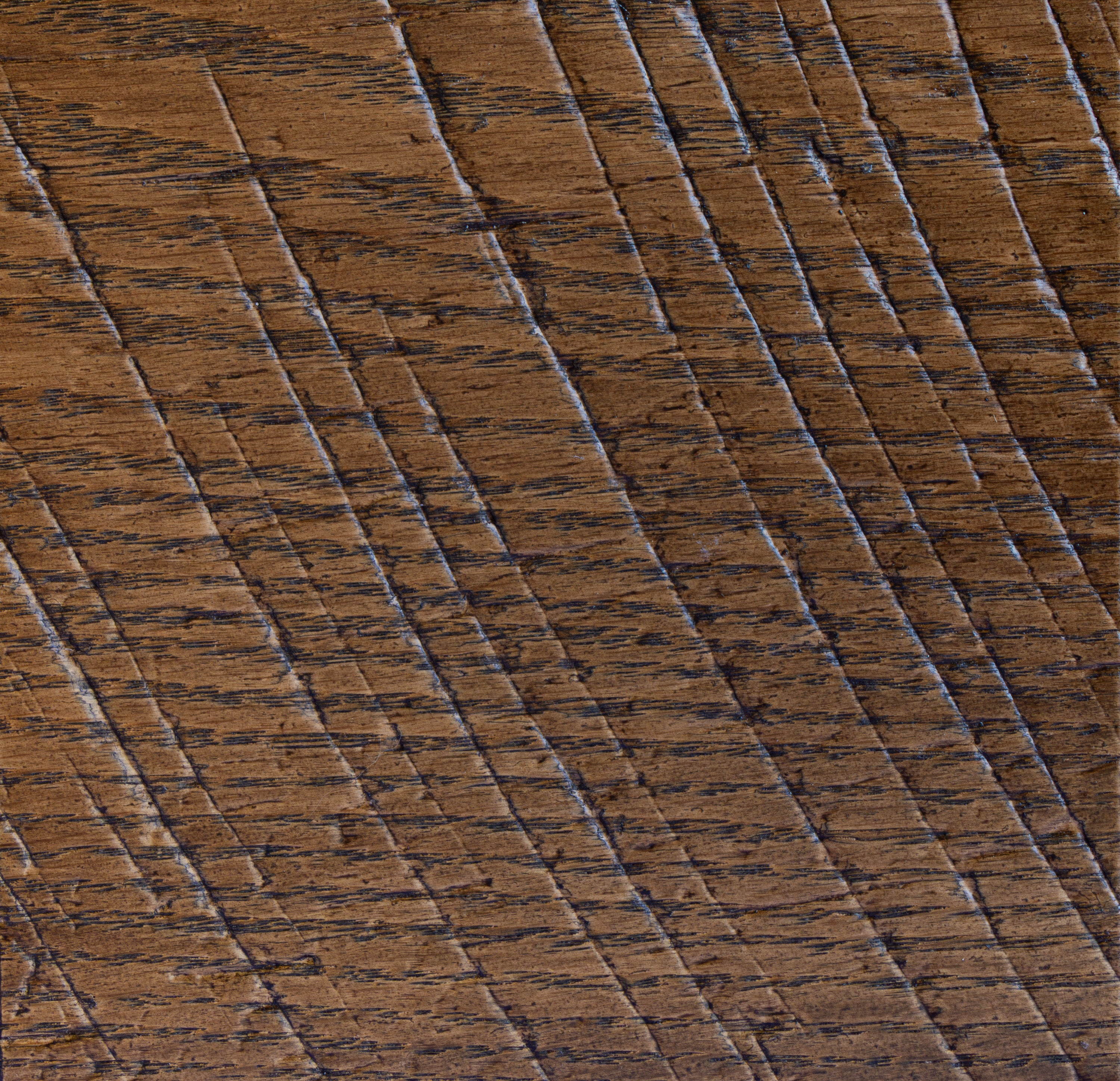 Etched Walnur